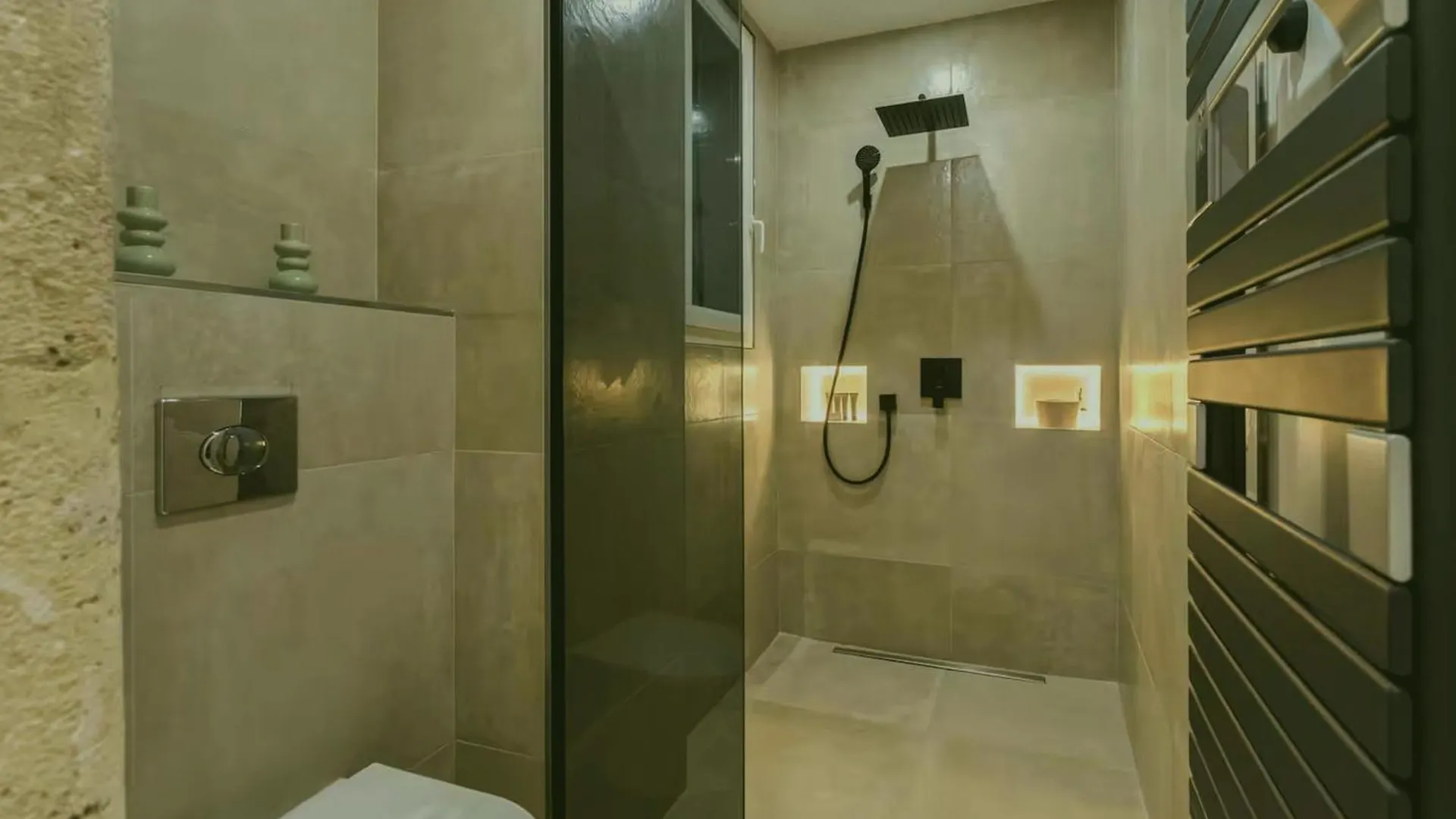 Apartment 4 Bedrooms Nurnberg Norimberk